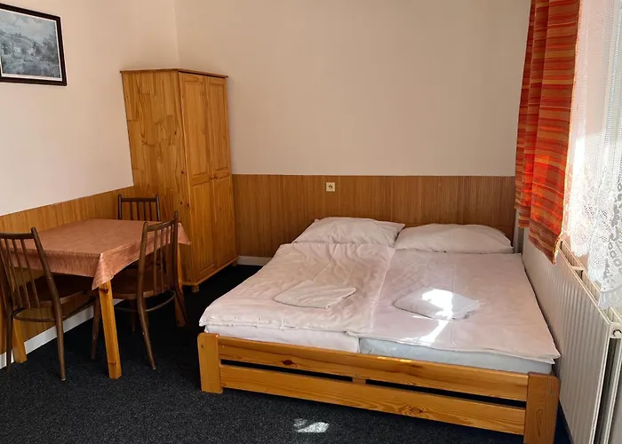 Churanov Stadion Hostel *