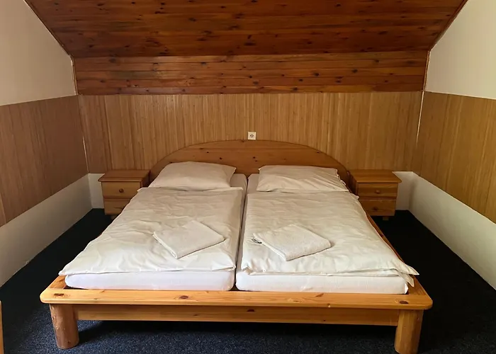 Churanov Stadion Hostel Stachy